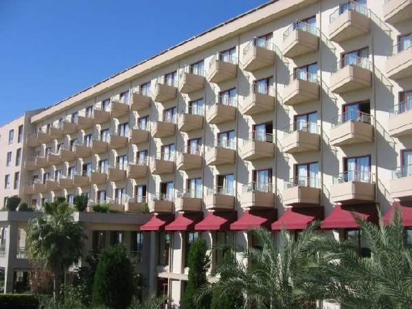 RIU Kaya Belek - Teilansicht eines Zimmerkomplexes